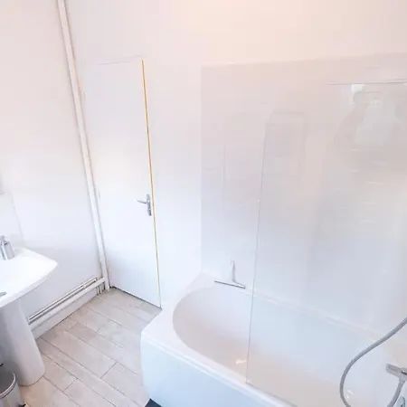 Le Mondrian - La Bonne Marienne - Hyper Centre Apartment